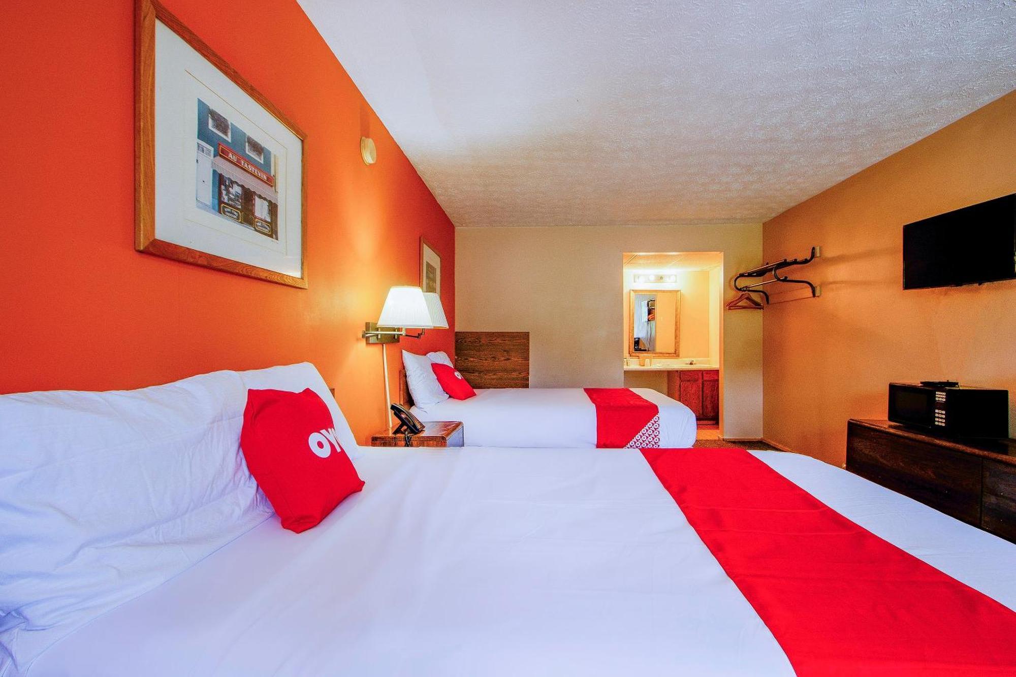 Oyo Hotel Chapmanville Inn, Wv - Hwy 119 Екстериор снимка