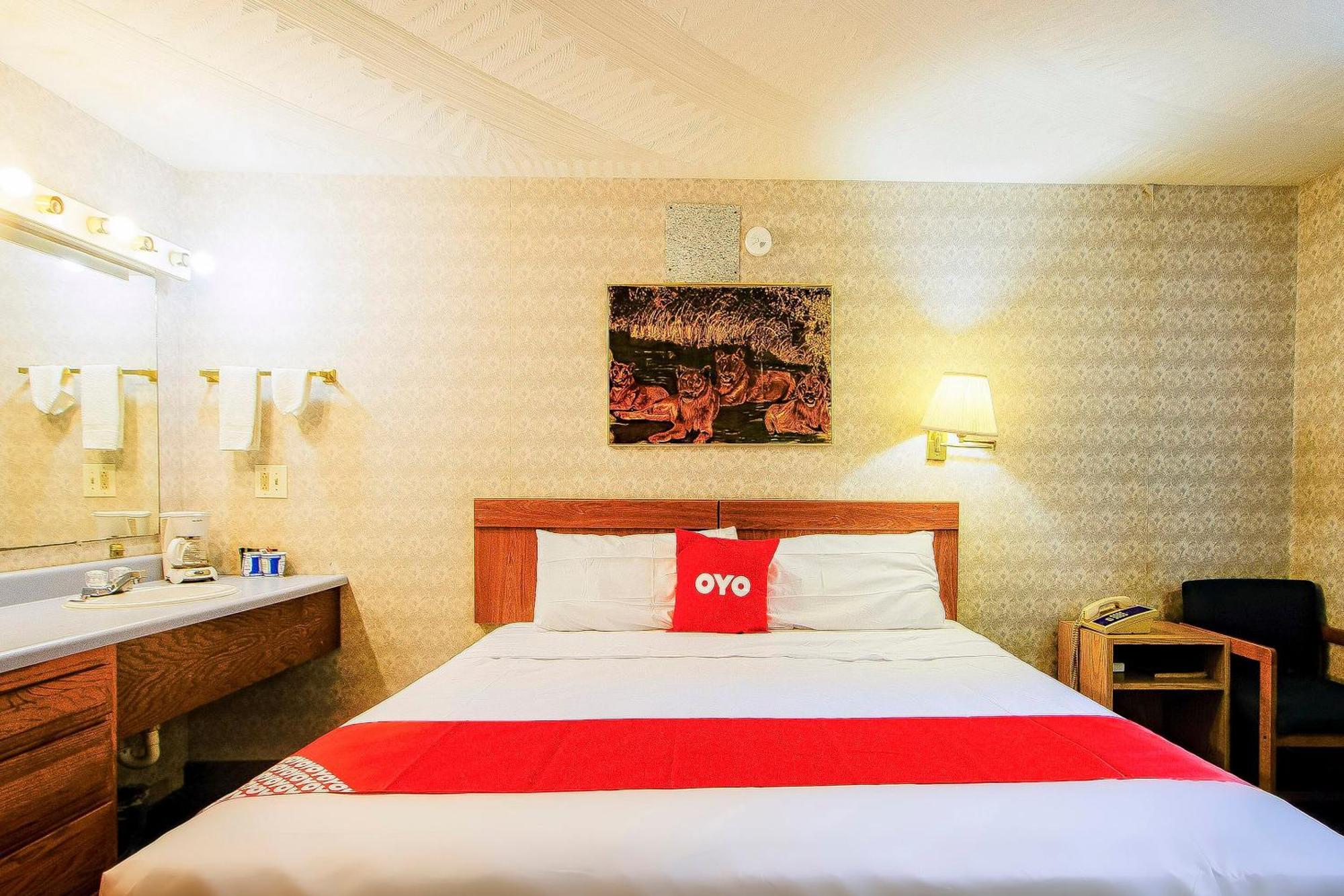 Oyo Hotel Chapmanville Inn, Wv - Hwy 119 Екстериор снимка